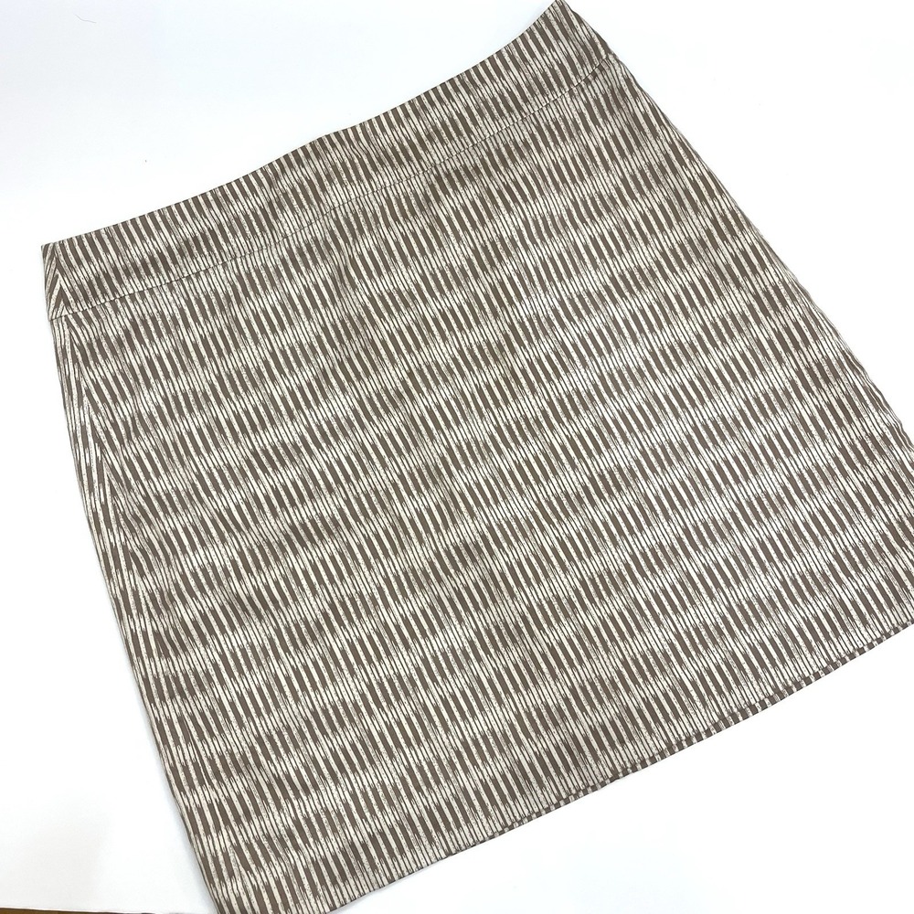 Ann Taylor LOFT Short Skirt Basket Weave Design Brown Tan Size 4